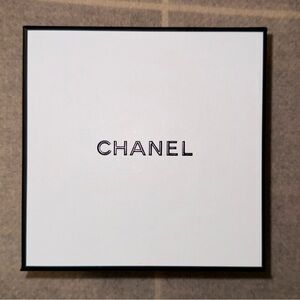 Chanel Black & White Gift Box (Small, Square) - 6.5 x 6.5 inches